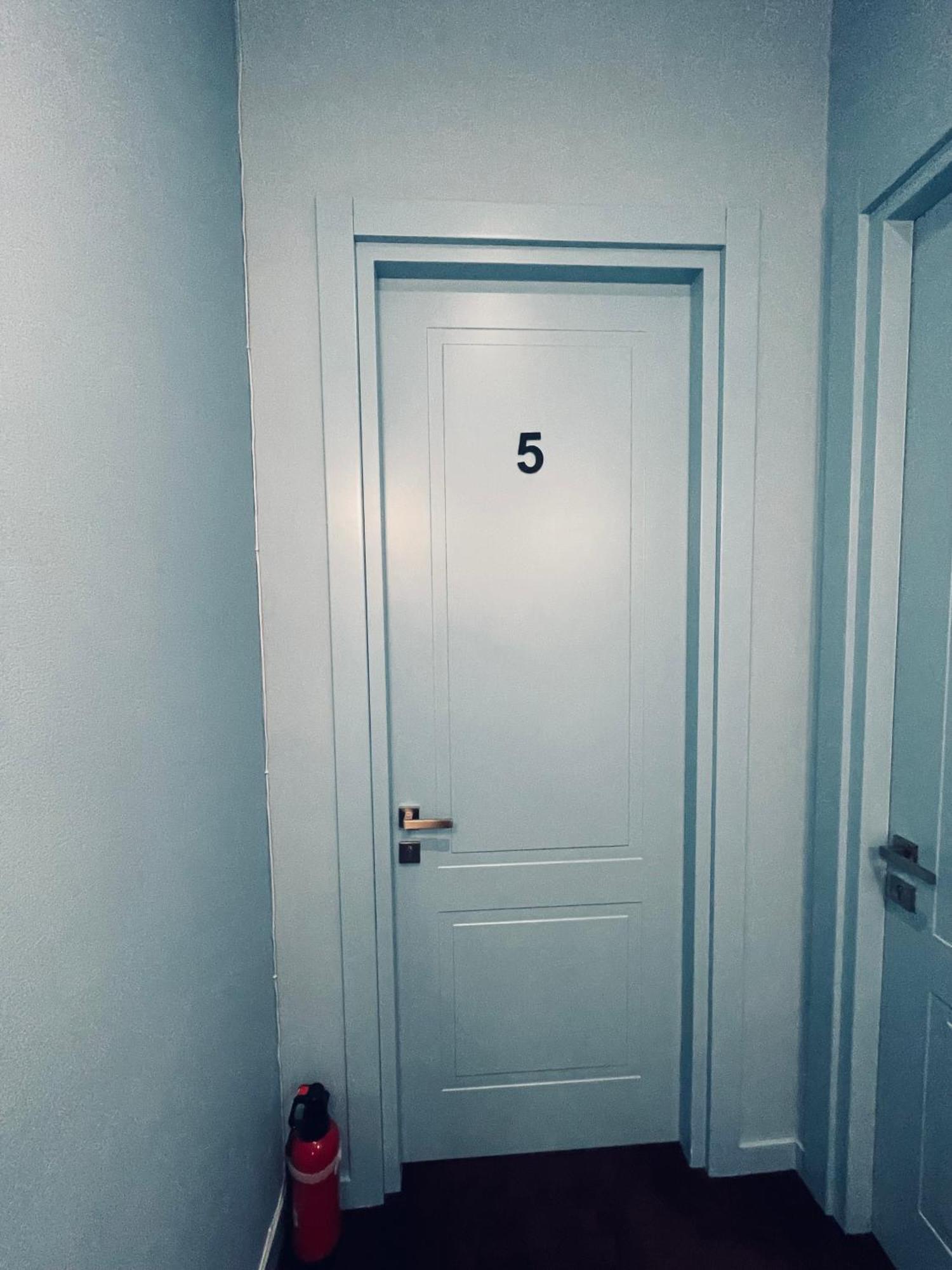 Freeze Inn Tbilisi Ngoại thất bức ảnh