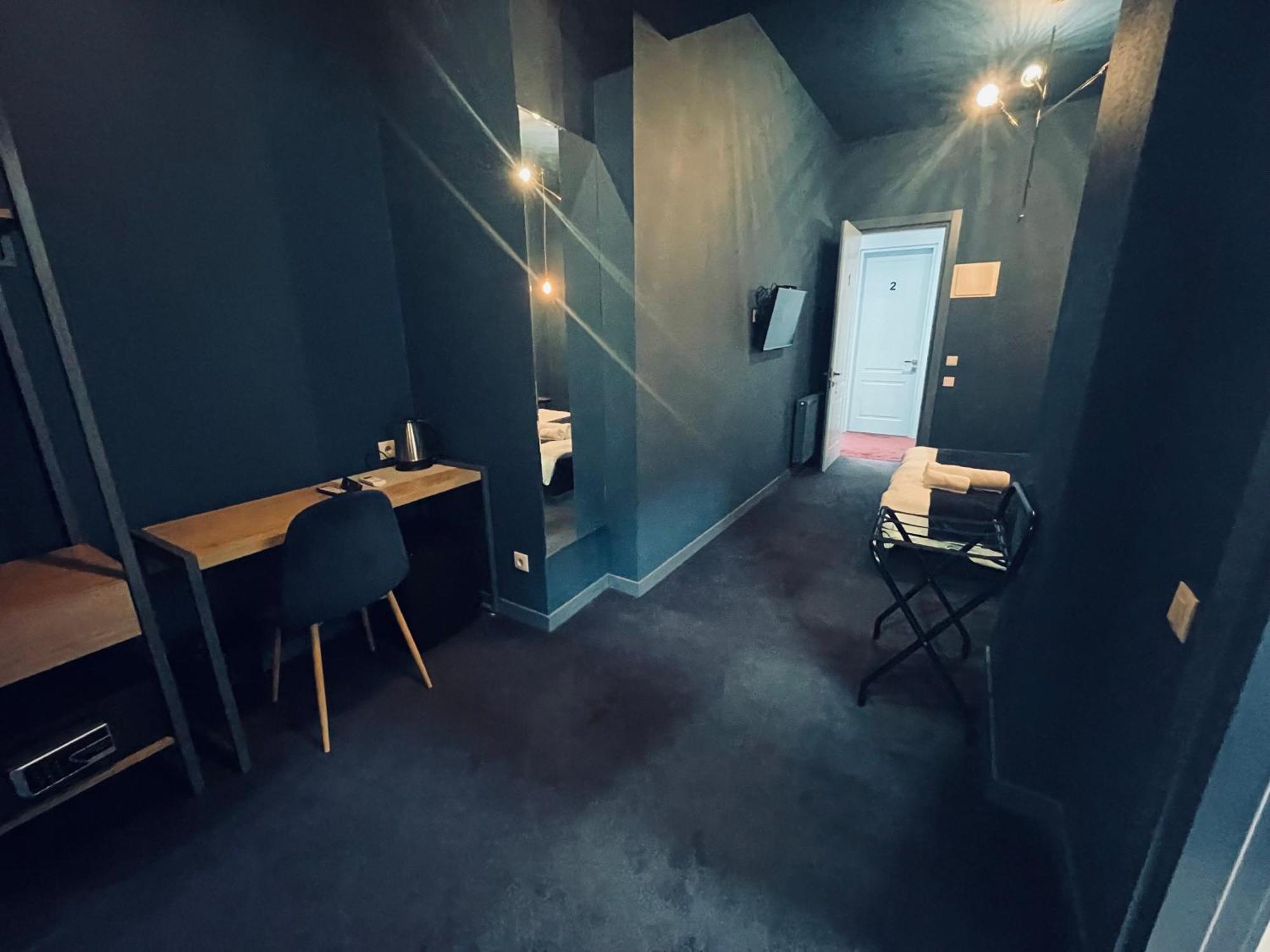 Freeze Inn Tbilisi Ngoại thất bức ảnh