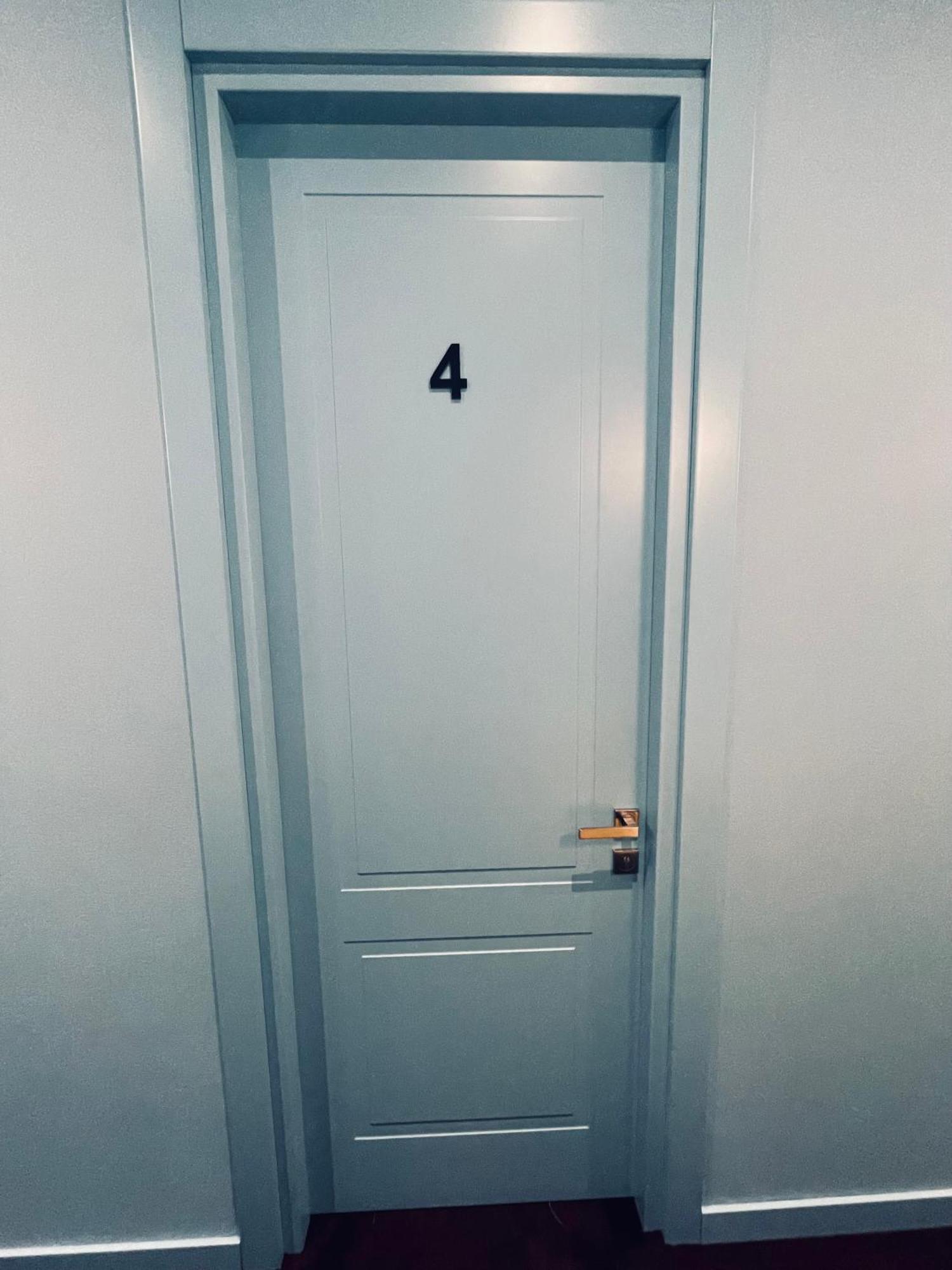 Freeze Inn Tbilisi Ngoại thất bức ảnh