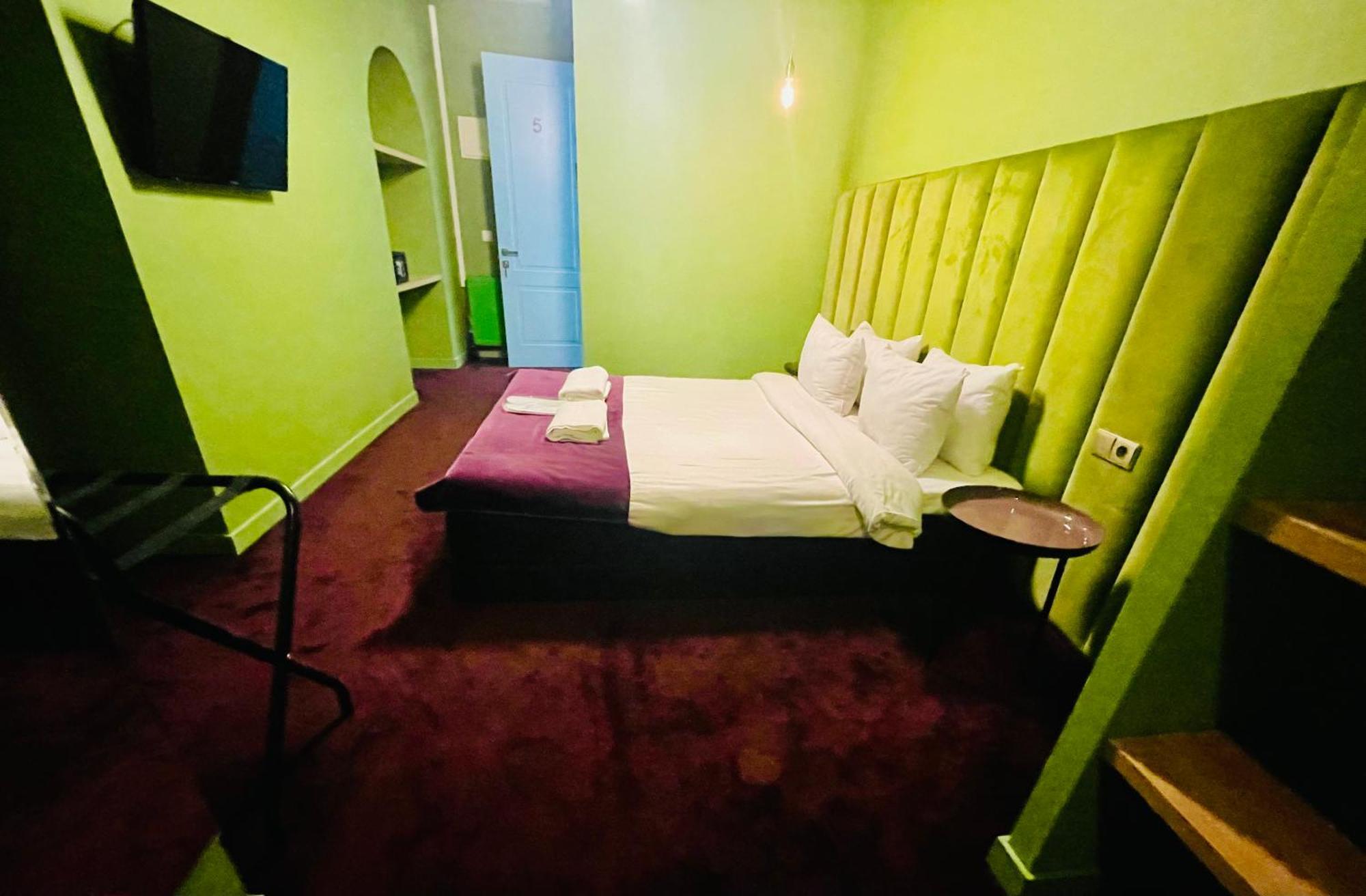 Freeze Inn Tbilisi Ngoại thất bức ảnh