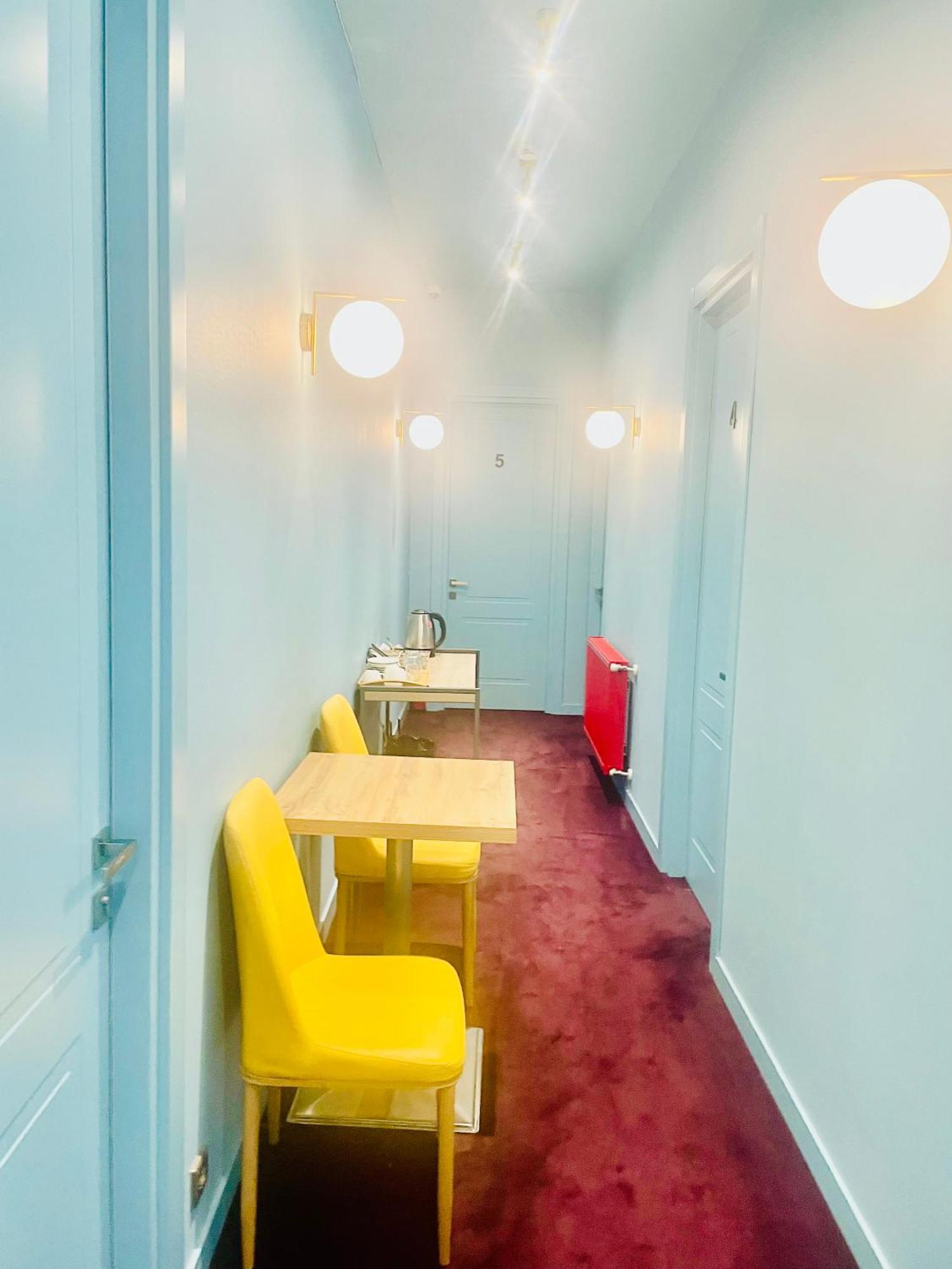 Freeze Inn Tbilisi Ngoại thất bức ảnh