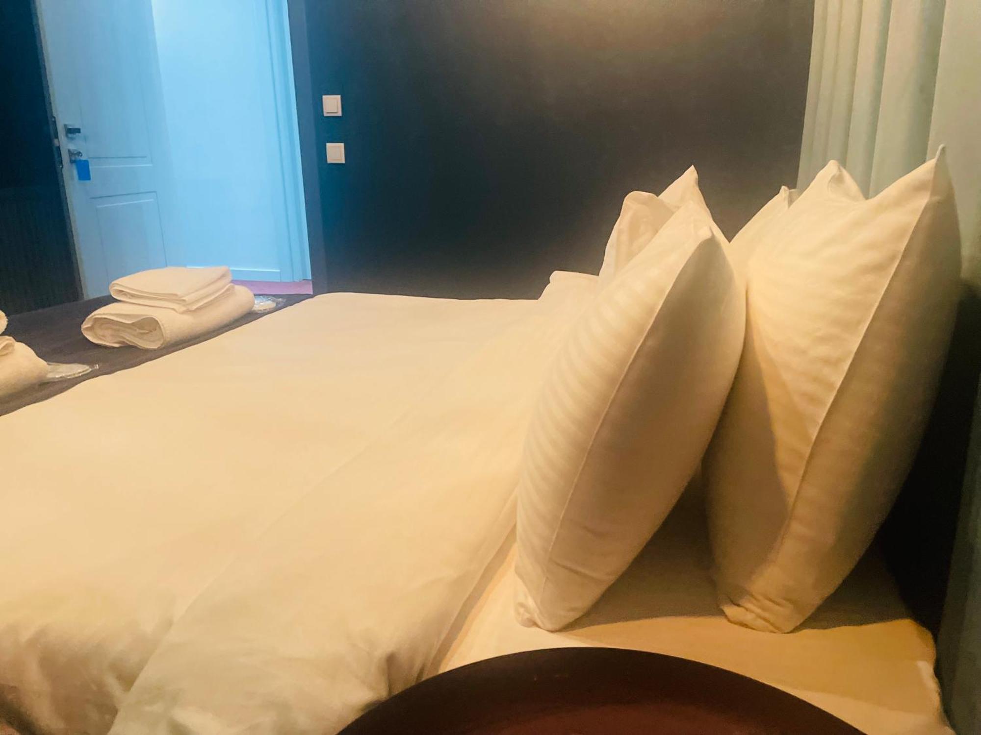 Freeze Inn Tbilisi Ngoại thất bức ảnh