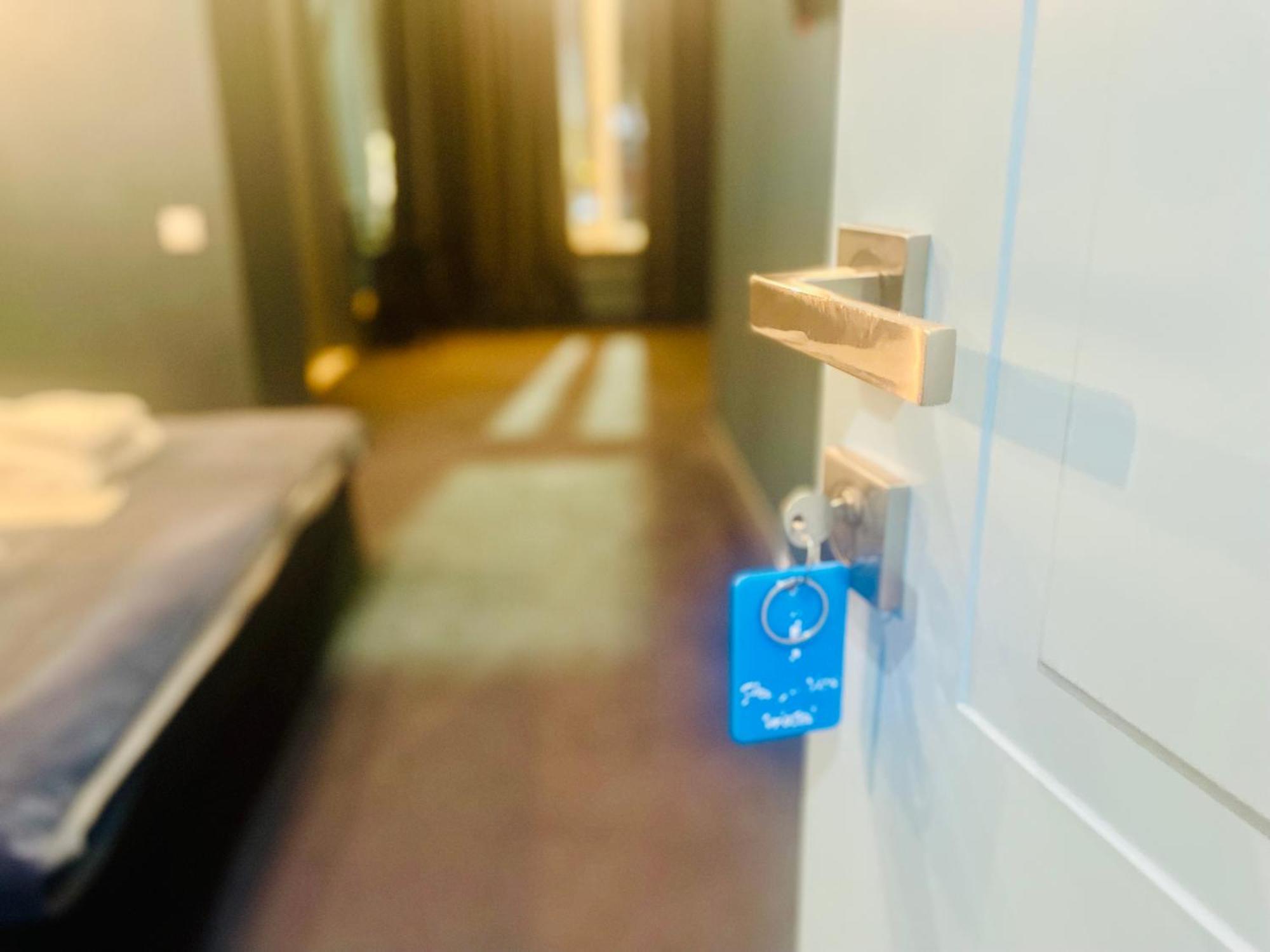 Freeze Inn Tbilisi Ngoại thất bức ảnh