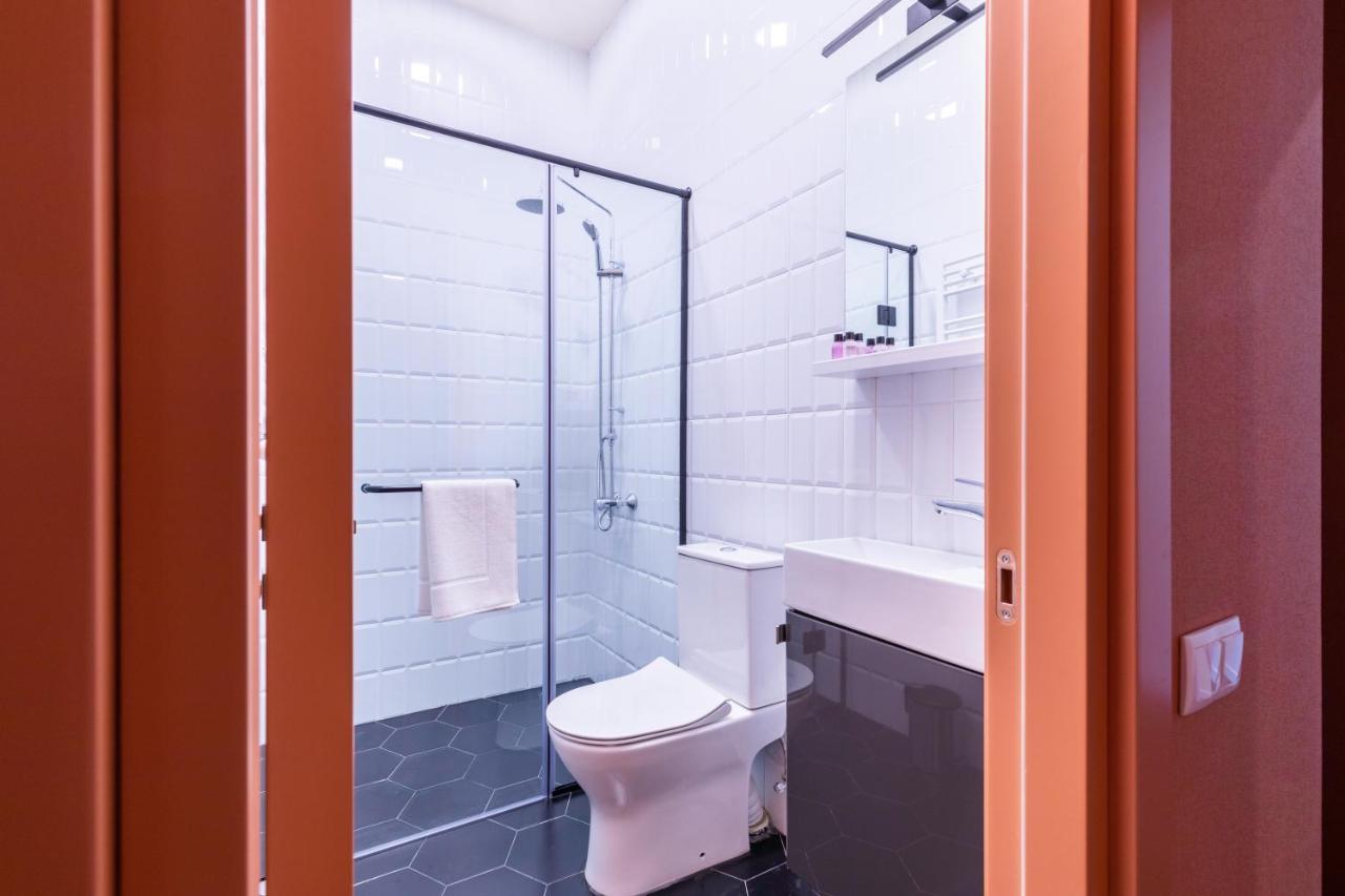Freeze Inn Tbilisi Ngoại thất bức ảnh