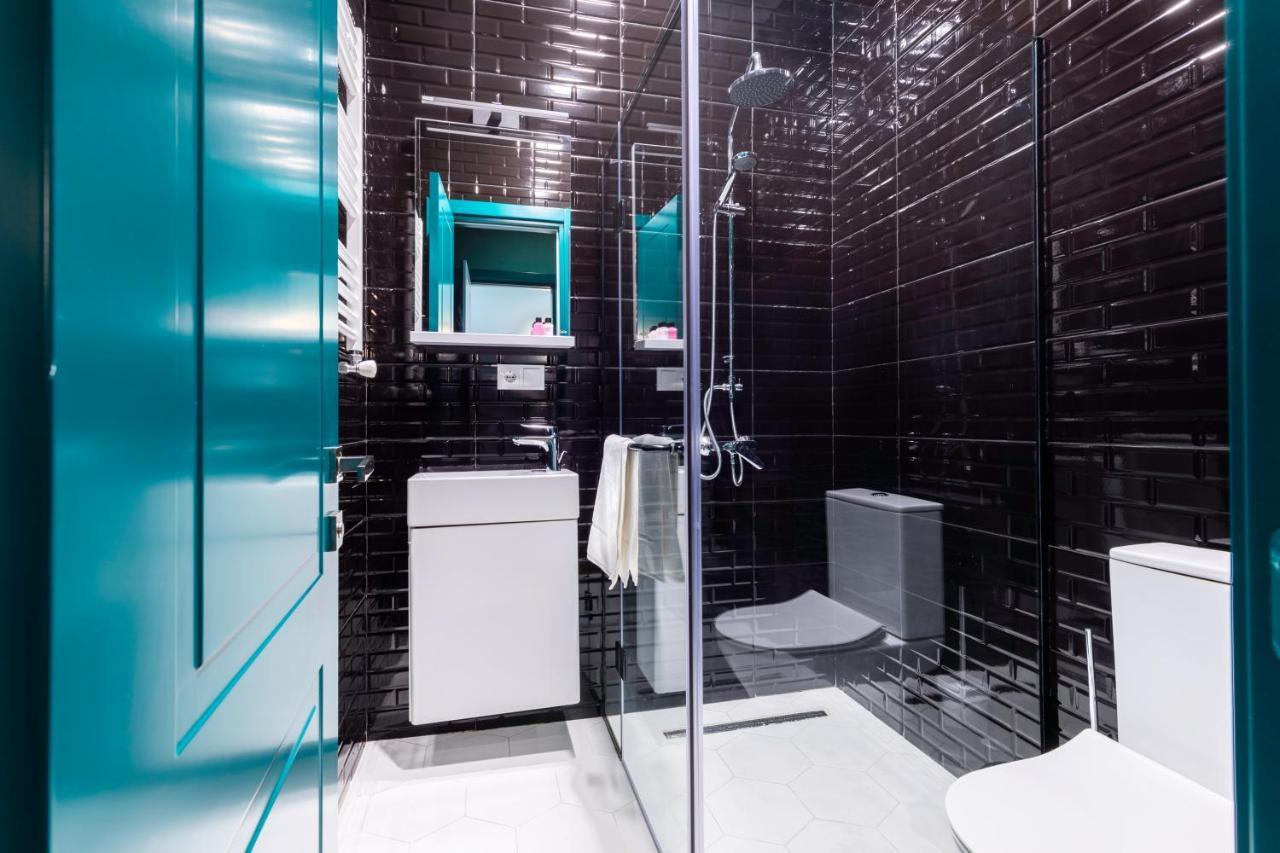 Freeze Inn Tbilisi Ngoại thất bức ảnh